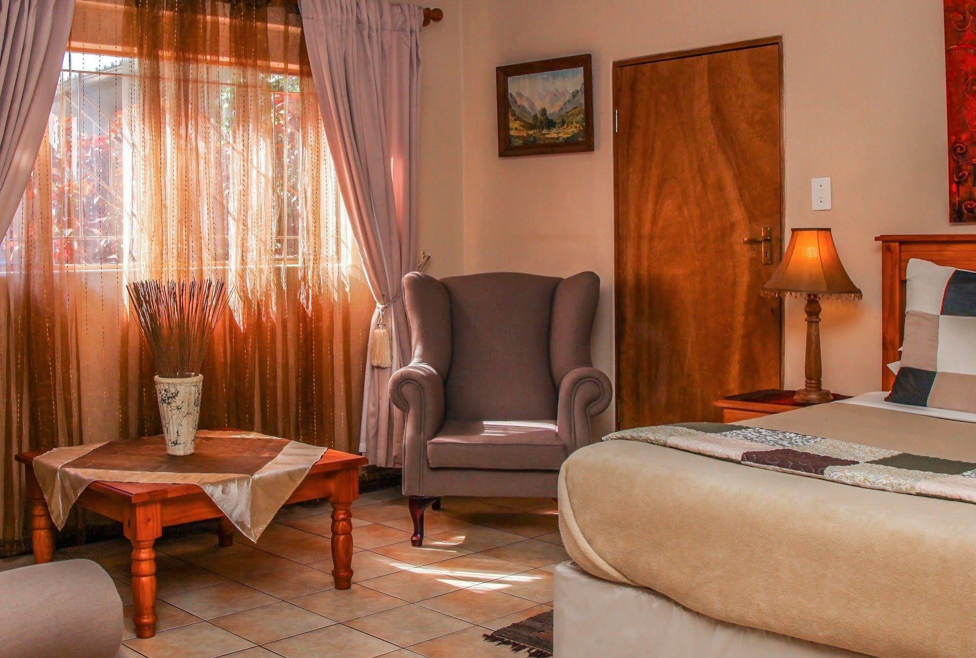 Aber Jetz Guesthouse Pongola Exteriör bild