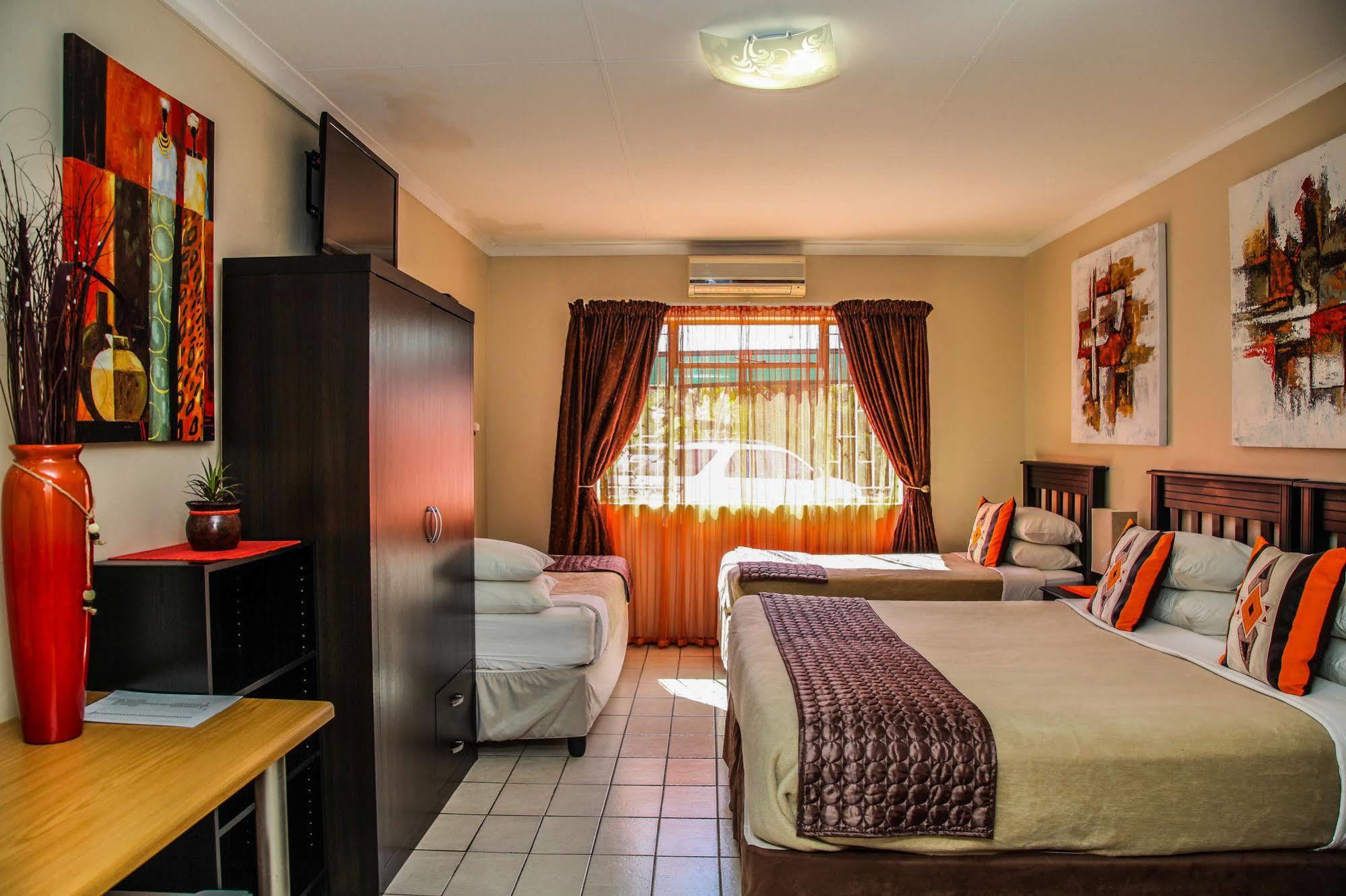 Aber Jetz Guesthouse Pongola Exteriör bild
