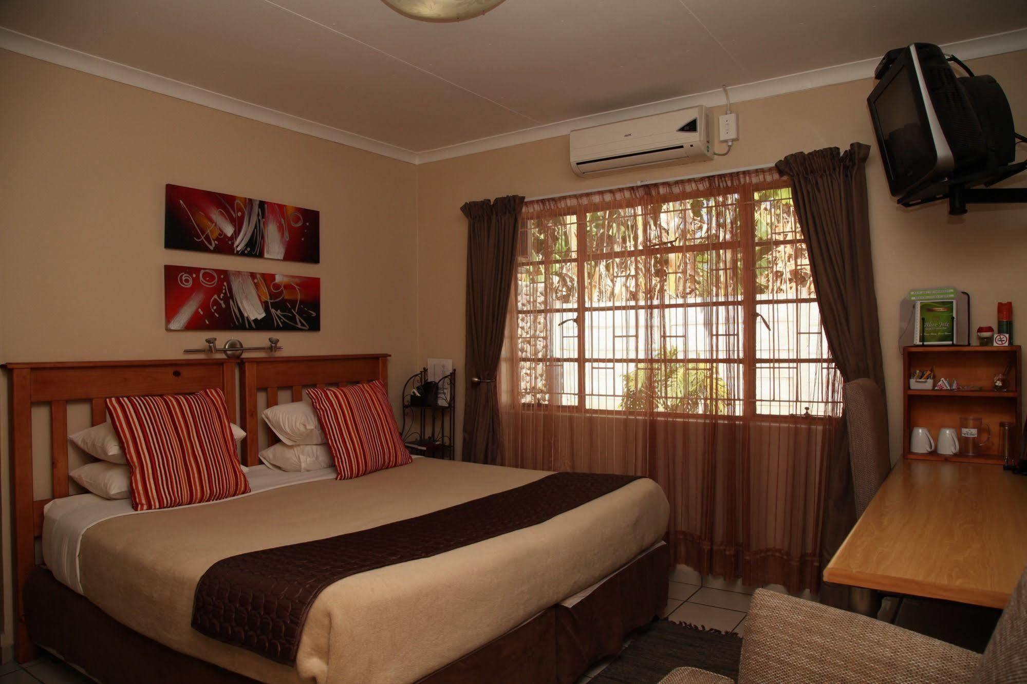 Aber Jetz Guesthouse Pongola Exteriör bild
