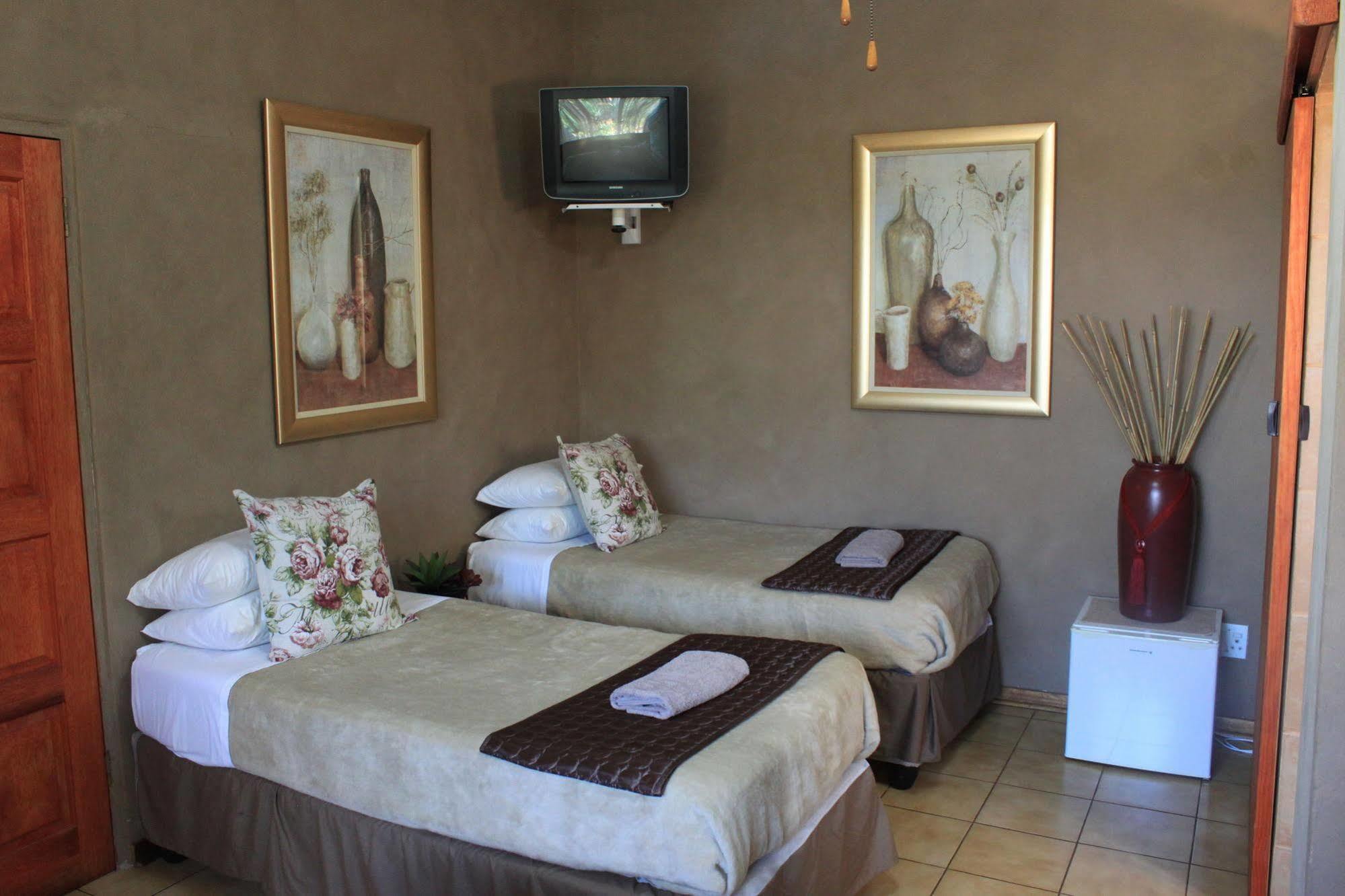 Aber Jetz Guesthouse Pongola Exteriör bild