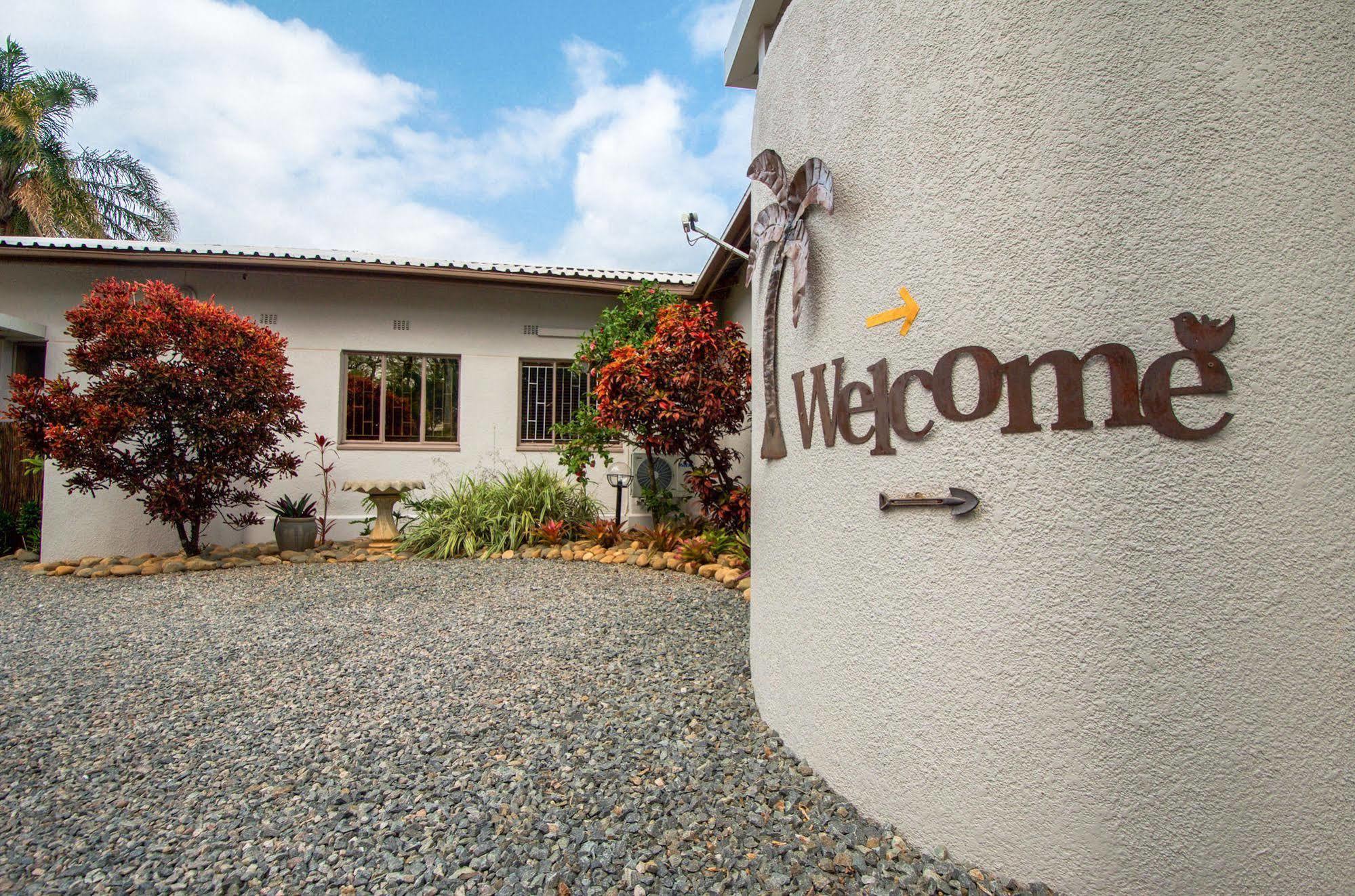 Aber Jetz Guesthouse Pongola Exteriör bild