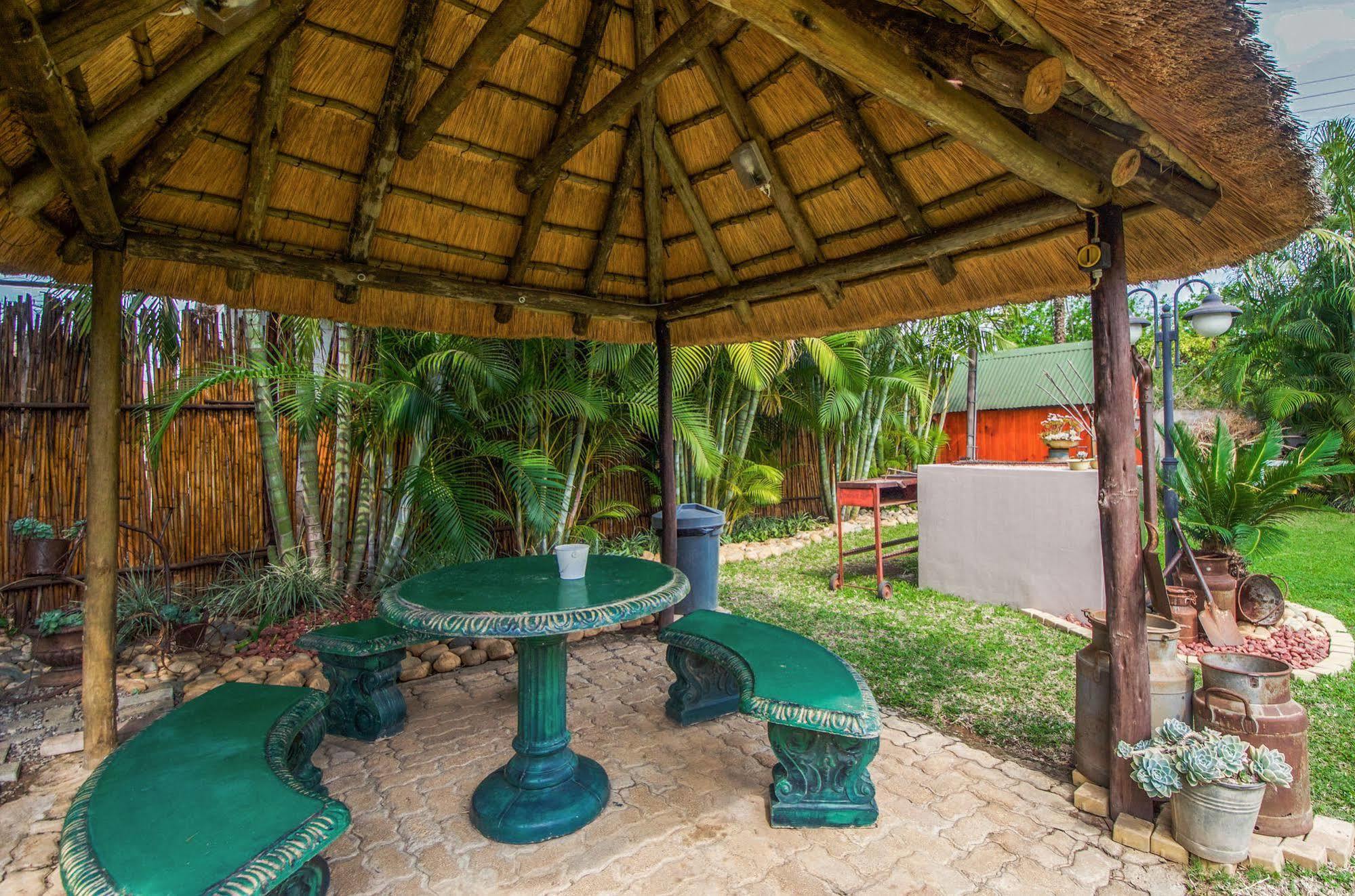 Aber Jetz Guesthouse Pongola Exteriör bild